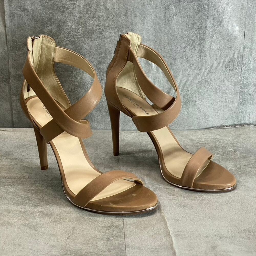 KENNETH COLE NEWYORK Women's Latte Brooke Cross Strap Heeled Round-Toe Dress